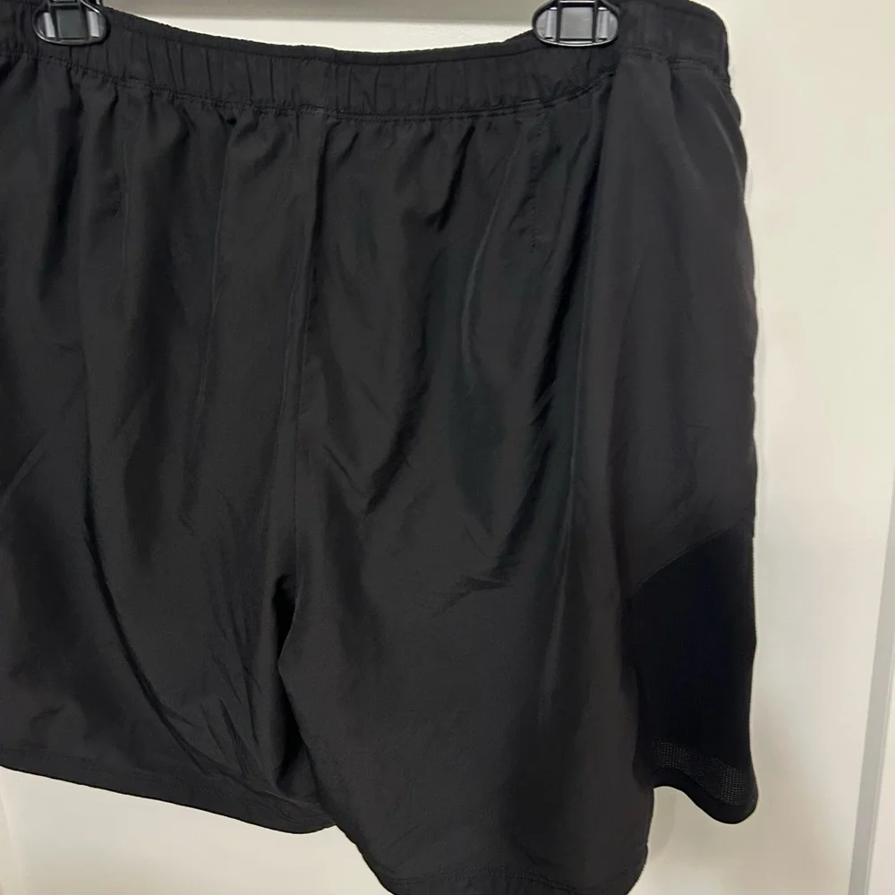 The North Face Shorts in Black XXL